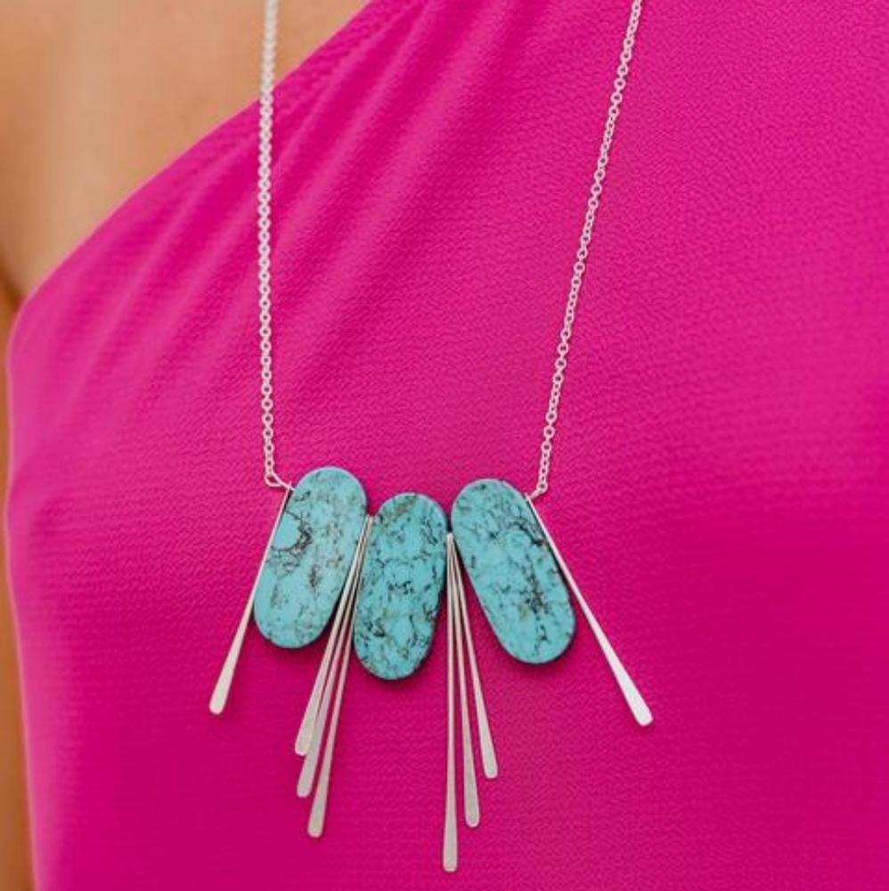 Hammered Turquoise Stone State Necklace